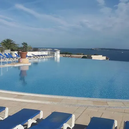 Renove, Piscine A Debordement, Vue Apartment Cannes