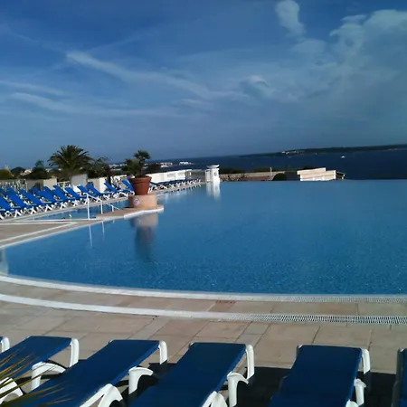 Renove, Piscine A Debordement, Vue Cannes